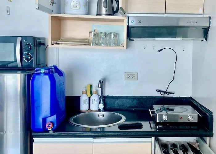 Apartment High End Penthouse Makati Cbd *